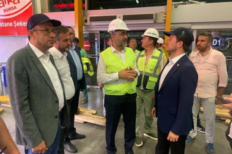 AK Parti Bursa Milletvekilleri şiddetli yağışın etkilediği b&ouml;lgelere ziyarette bulundu