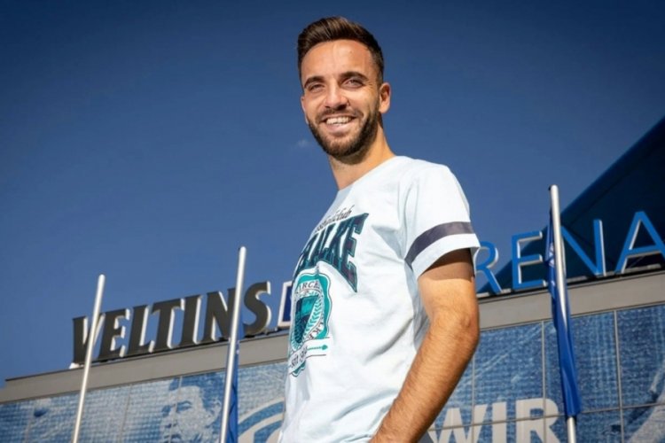 Schalke 04, Kenan Karaman'ı a&ccedil;ıkladı