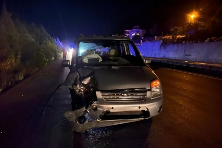 Burdur'da gece yarısı korkutan kaza: 4 yaralı