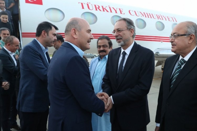 Bakanlar Soylu ve Kurum, Pakistan'da