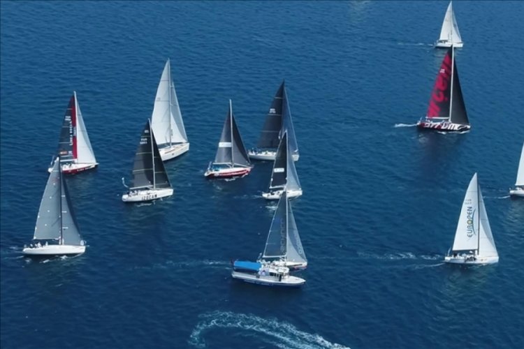Marmara Denizi'nde uluslararası yelken yarışları başladı