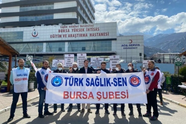 T&uuml;rk Sağlık Sen Bursa'dan sağlık &ccedil;alışanlarının hakkı i&ccedil;in basın a&ccedil;ıklaması