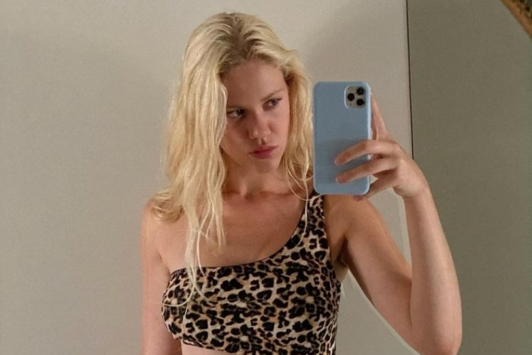  Aleyna Tilki'den Serel Yereli'nin mayolu fotoğrafına yorum