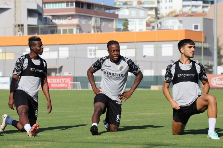 Alanyaspor, Başakşehir hazırlıklarını tamamladı