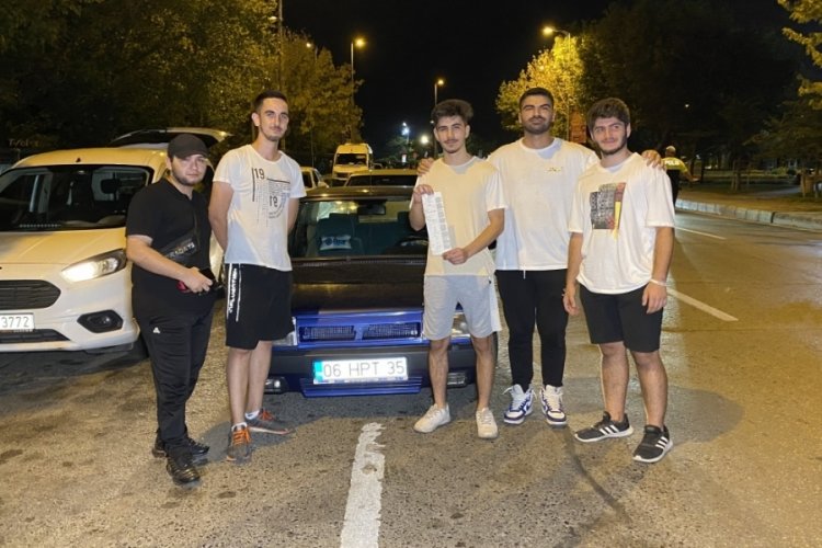 Denetimde ceza yedi sonrasında fotoğraf &ccedil;ektirdi