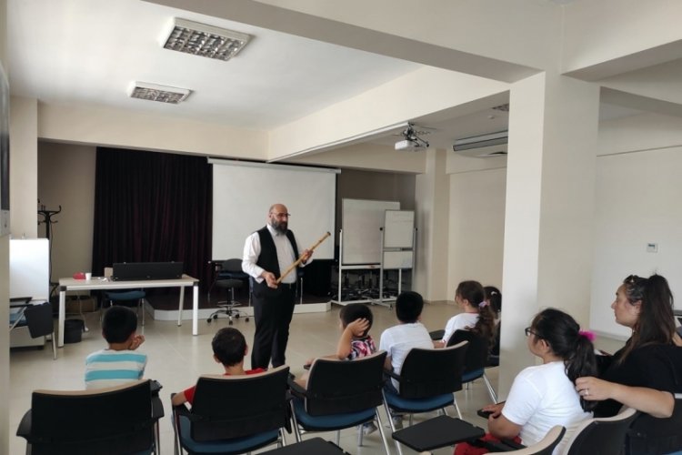 Osmangazi Bilgi Evleri'nde &ouml;ğrenciler sertifikalarına kavuştu