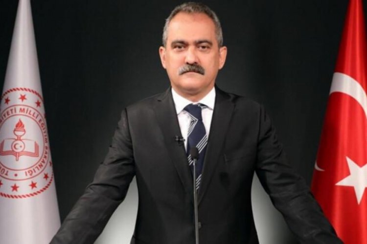 Milli Eğitim Bakanı &Ouml;zer: Hedefimiz &ouml;ğrencileri geleceğe g&uuml;&ccedil;l&uuml; bir şekilde hazırlamaktır