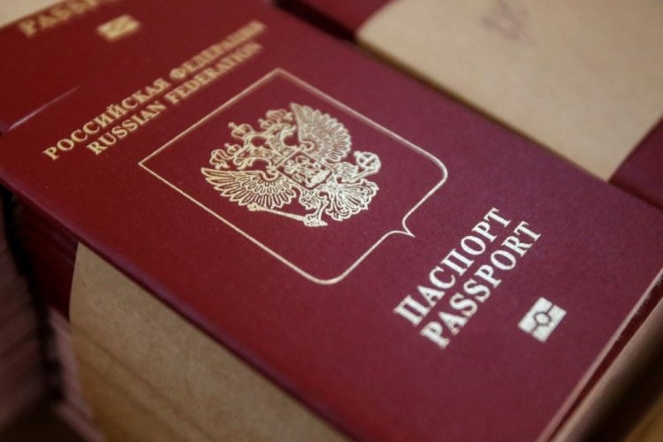 Bulgaristan'dan Rus turistler i&ccedil;in vize kararı