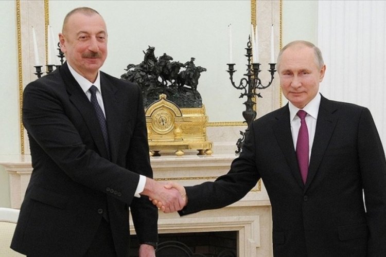 Putin ile Aliyev telefonda g&ouml;r&uuml;şt&uuml;