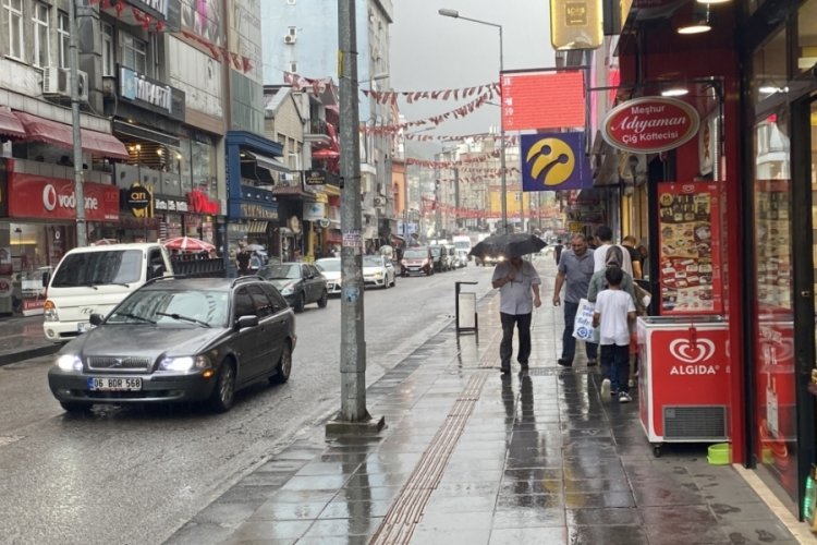 Zonguldaklılar yağmura hazırlıksız yakalandılar