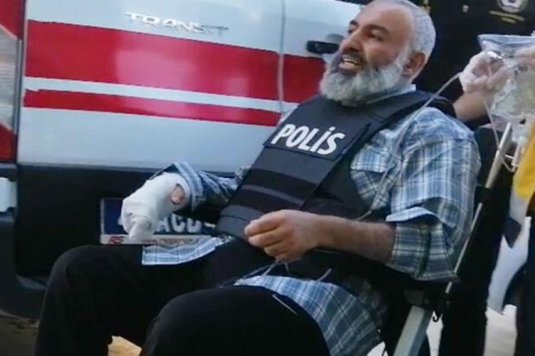 2 komşusunu &ouml;ld&uuml;rd&uuml;: Saman tozu nedeniyle kavgalıyız