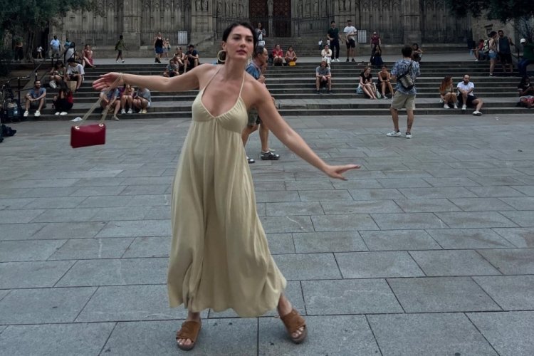 Burcu &Ouml;zberk, Barcelona'da