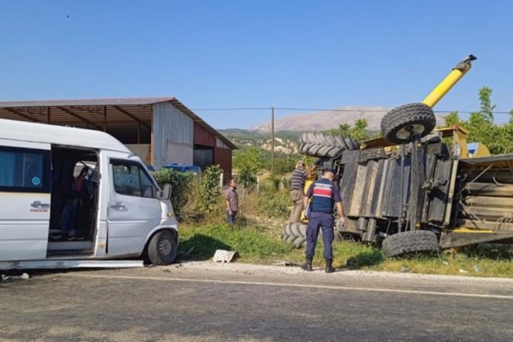 İş&ccedil;i servisi bi&ccedil;erd&ouml;vere &ccedil;arptı
