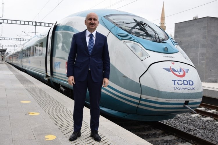 Bakan Adil Karaismailoğlu: Mega projelere imzamızı atıyoruz