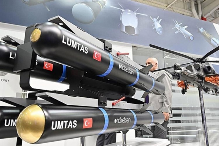T&uuml;rk Savunma sanayisi ADEX 2022 fuarında