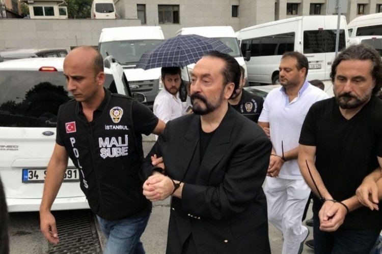 Bozulan Adnan Oktar davasında ilk duruşma başladı