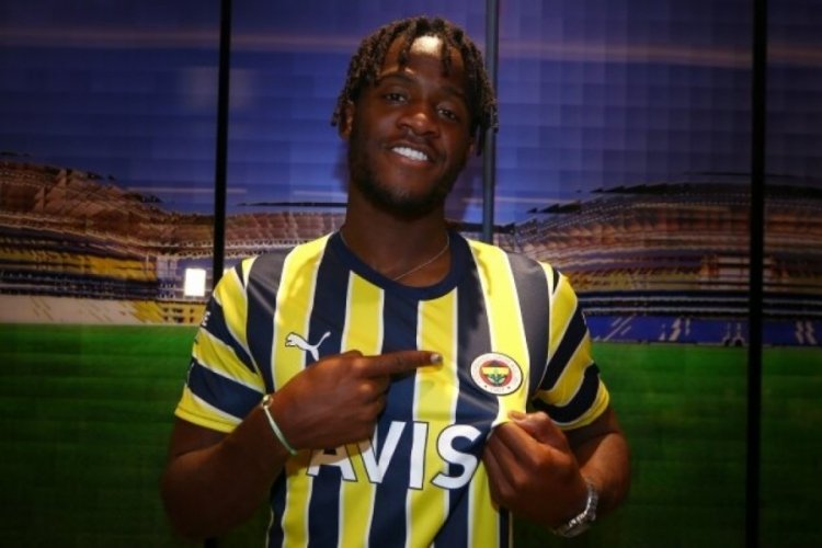 Fenerbah&ccedil;e'li Michy Batshuayi: T&uuml;rkiye'yi &ccedil;ok seviyorum