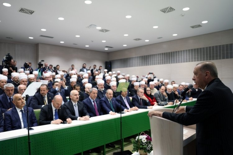 Cumhurbaşkanı Erdoğan, Bosna Hersek'te m&uuml;ft&uuml;lere hitap etti