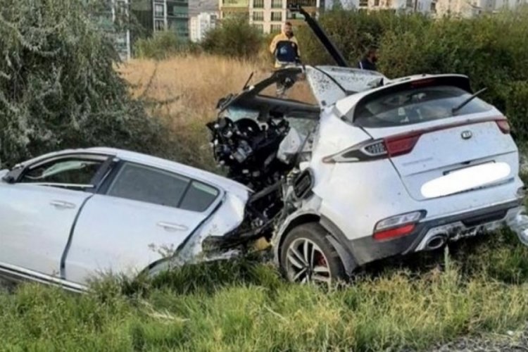 Ankara'da ara&ccedil; ikiye b&ouml;l&uuml;nd&uuml;: 1 &ouml;l&uuml;
