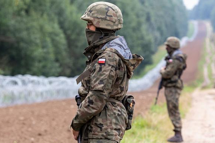 Polonya: Rusya'yla olası savaşa hazırlanmaya başladık