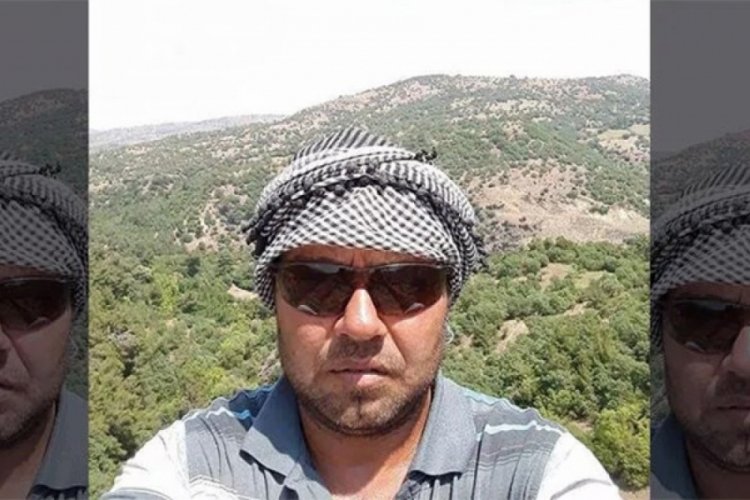 Bacanağını &ouml;ld&uuml;rd&uuml;kten sonra kahvehaneye gidip &ccedil;ay i&ccedil;erek olayı anlattı