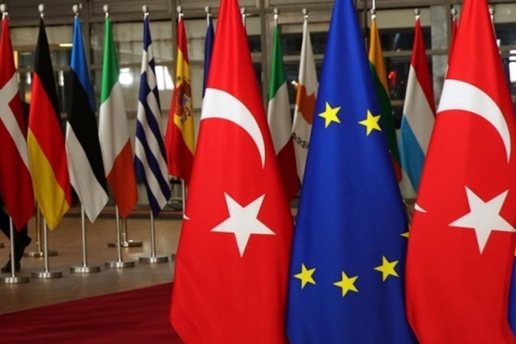 AB 17 &uuml;lkeyi Avrupa Siyasi Topluluğu toplantısına davet etmeye hazırlanıyor