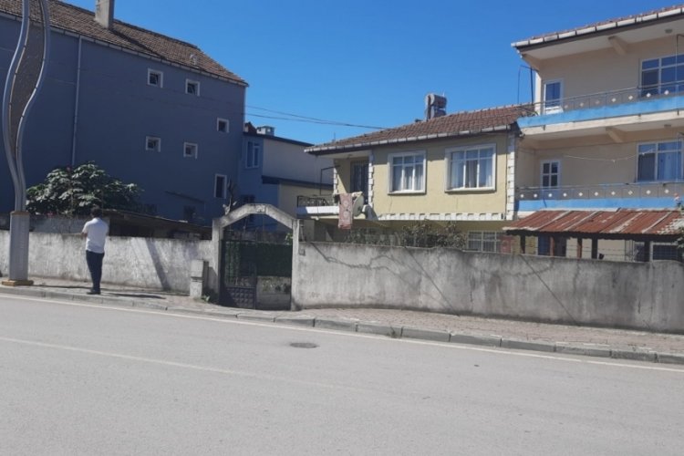 &Uuml;nl&uuml; oyuncuyu &uuml;zen haber: Annesi intihar etti