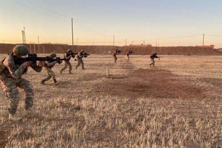 Taciz ateşi a&ccedil;an 2 ter&ouml;rist etkisiz hale getirildi