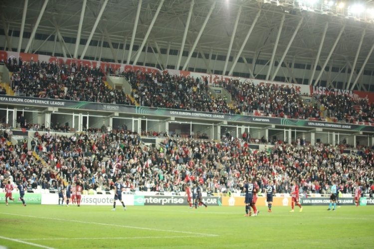Sivasspor-İstanbulspor ma&ccedil;ının biletlerinin satışı başladı