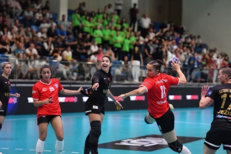 Konyaaltı'nda S&uuml;per Lig heyecanı