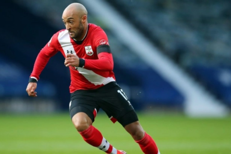 Beşiktaş'ta Tayfur Bing&ouml;l ile Nathan Redmond ilk kez takımla &ccedil;alıştı