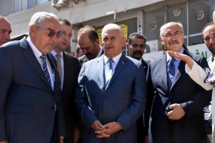 Binali Yıldırım: İzmir'in kurtuluşu &uuml;lkemiz adına bir sembold&uuml;r