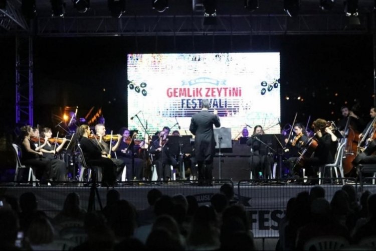 29. Uluslararası Gemlik Zeytini Festivali b&uuml;t&uuml;n coşkusu ile başladı