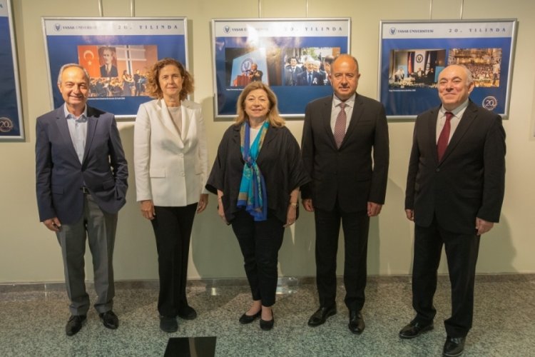 Yaşar &Uuml;niversitesinde 9 Eyl&uuml;l coşkusu