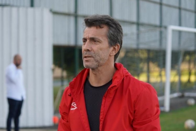 Rizespor Teknik Direkt&ouml;r&uuml; B&uuml;lent Korkmaz: 3'&uuml;nc&uuml; kaleciyi almamız lazımdı