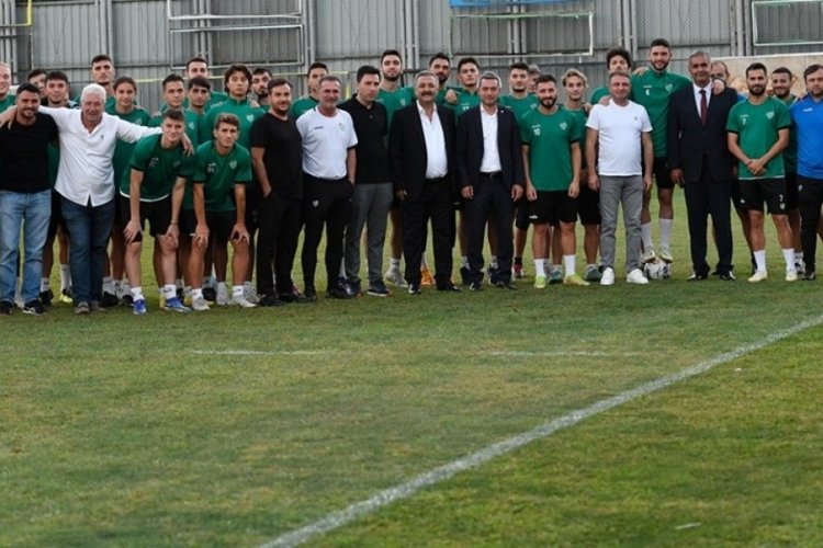 &nbsp;İl Emniyet M&uuml;d&uuml;r&uuml; Tacettin Aslan, Bursaspor'u ziyaret etti