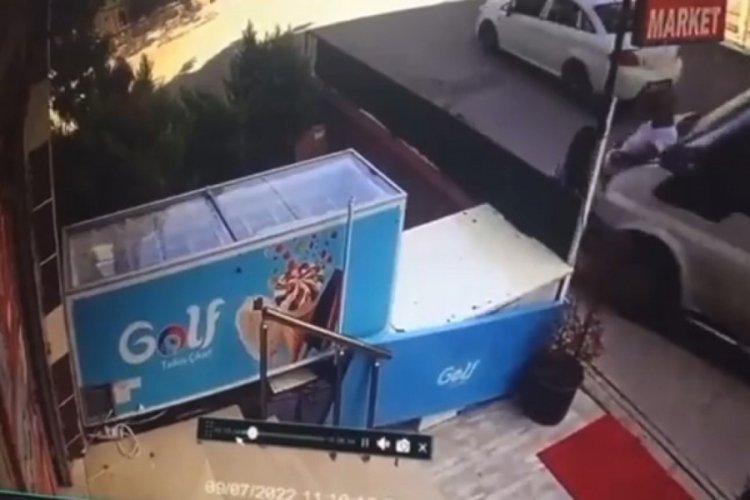 &Ouml;fkeli kocadan tacizciye tuzak! Ara&ccedil;la ezip, sopalarla d&ouml;vd&uuml;ler