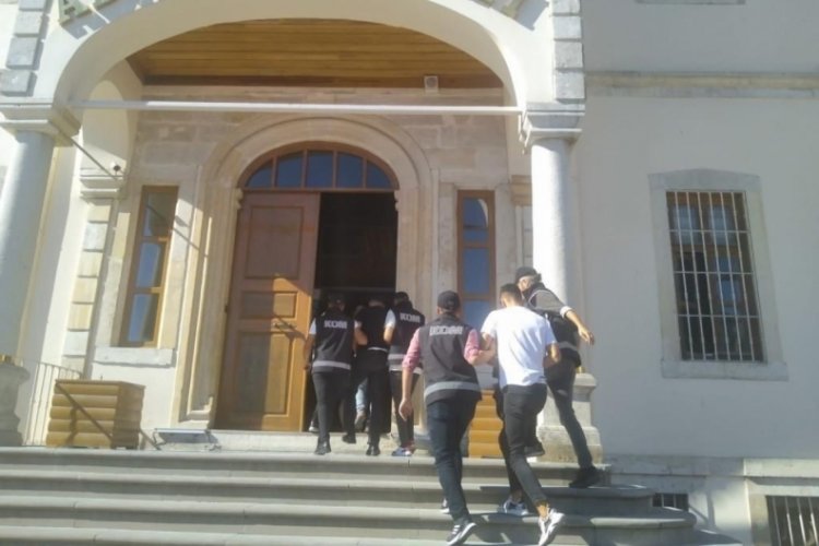 Sahte emlak&ccedil;ılar Sinop'ta yakalandı