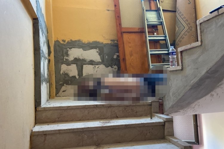 Bursa'da apartman tadilatı yaparken yaşamını yitirdi