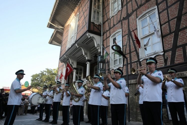 Bursa'nın kurtuluşunun 100. yılı coşkuyla kutlandı