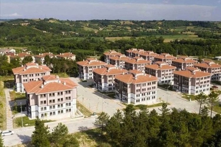Sosyal konutta g&ouml;zler Salı g&uuml;n&uuml;nde