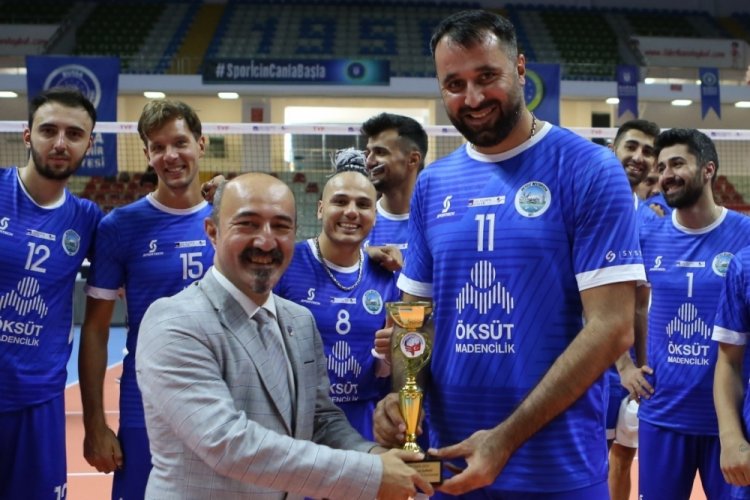 TSYD Bursa Voleybol Turnuvası'nda Develi Belediyespor birinci oldu