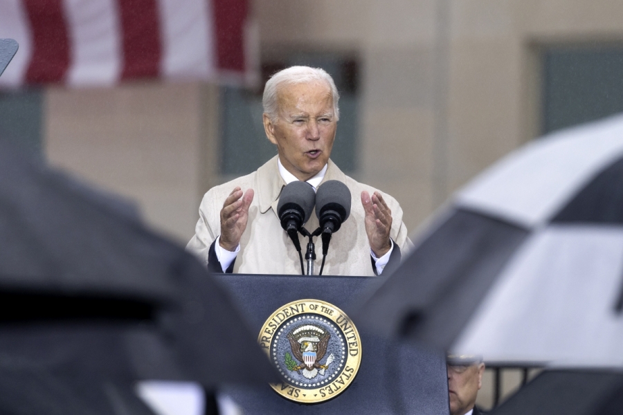Biden: "Usame Bin Ladin'i &ouml;ld&uuml;rmek 10 yıl s&uuml;rd&uuml;"