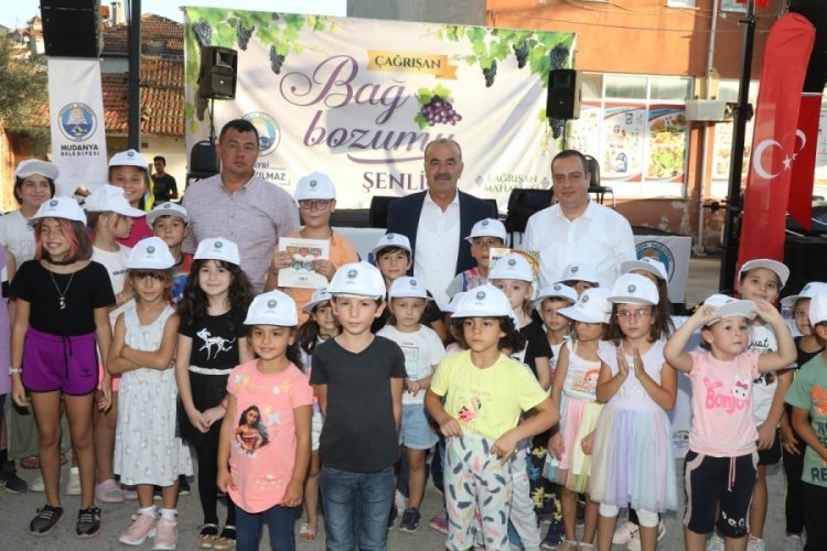 &Ccedil;ağrışan Bağbozumu Şenliği'nde buluştu