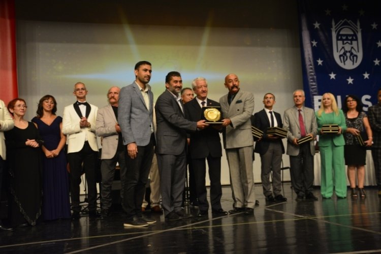 Bursa'da T&uuml;rk Sanat M&uuml;ziği beste yarışması finali ger&ccedil;ekleşti