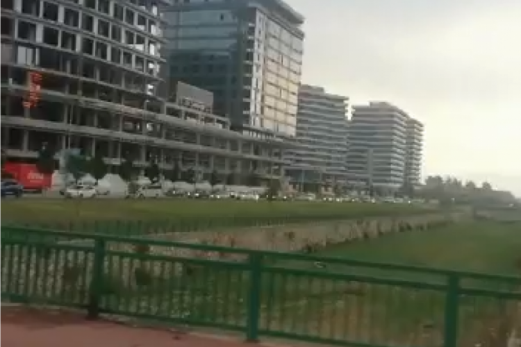 Bursa'da okullar a&ccedil;ıldı, trafik yoğunlaştı
