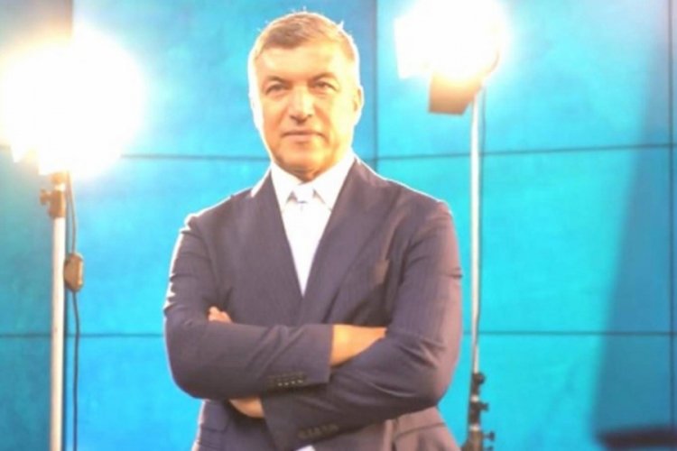 İsmail K&uuml;&ccedil;&uuml;kkaya'dan a&ccedil;ıklama: Demokrasiye kendimce hizmet etmek i&ccedil;in buradayım