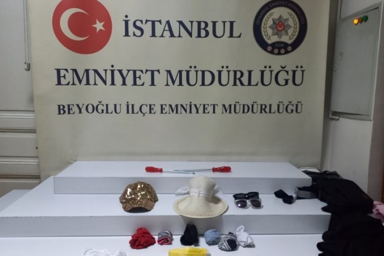 İstanbul'da hırsızlık ş&uuml;phelisi 4 kadın yakalandı