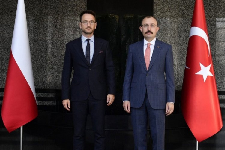 Ticaret Bakanı: Polonya ile 10 milyar dolar ticaret hedefliyoruz