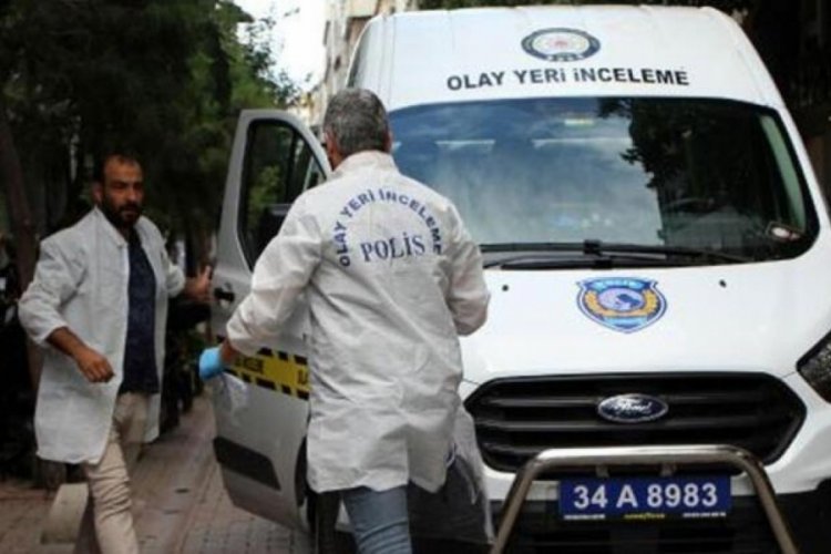 İstanbul'da merdiven korkuluklarına asılı kadın cesedi bulundu